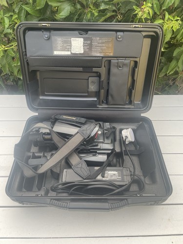 Videocamera vhs panasonic - videocamera, vhs-c