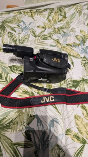 Videocamera vhs compatta jvc - videocamera,