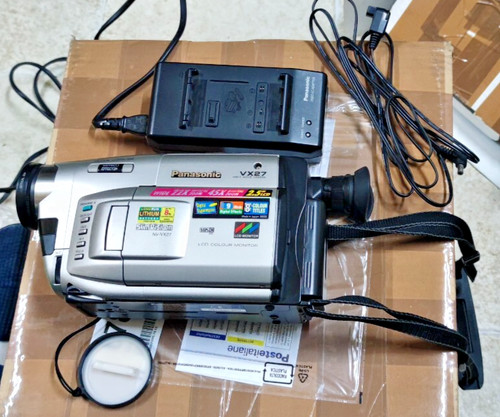 Videocamera vhs panasonic - videocamera,